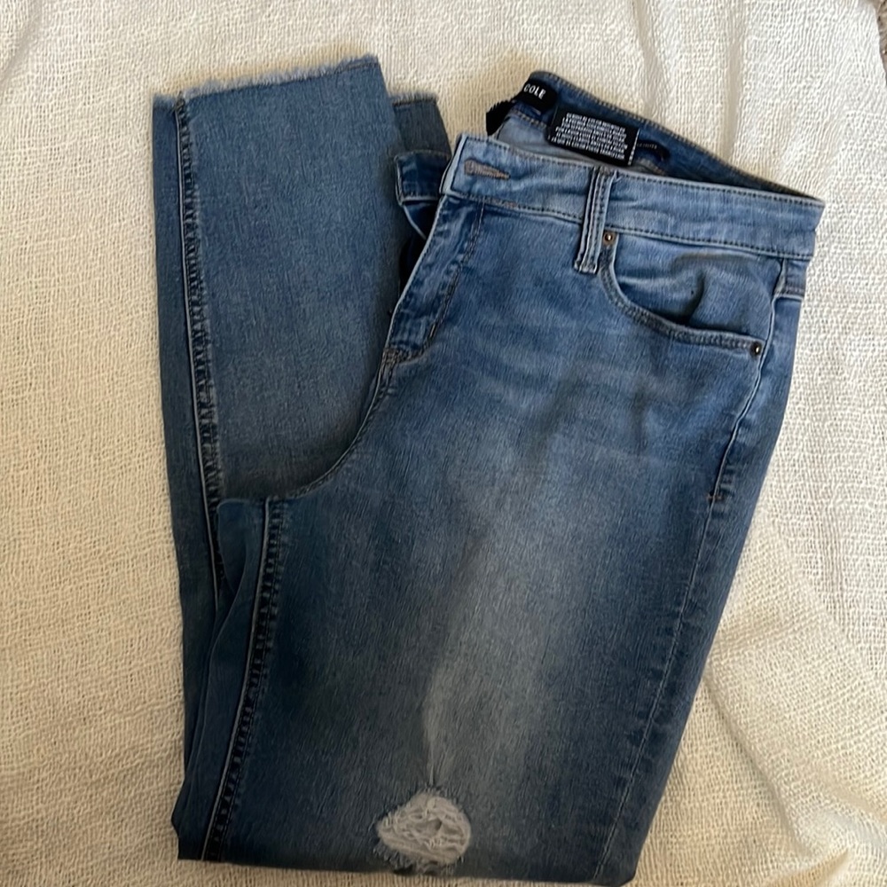 Kenneth Cole skinny capri